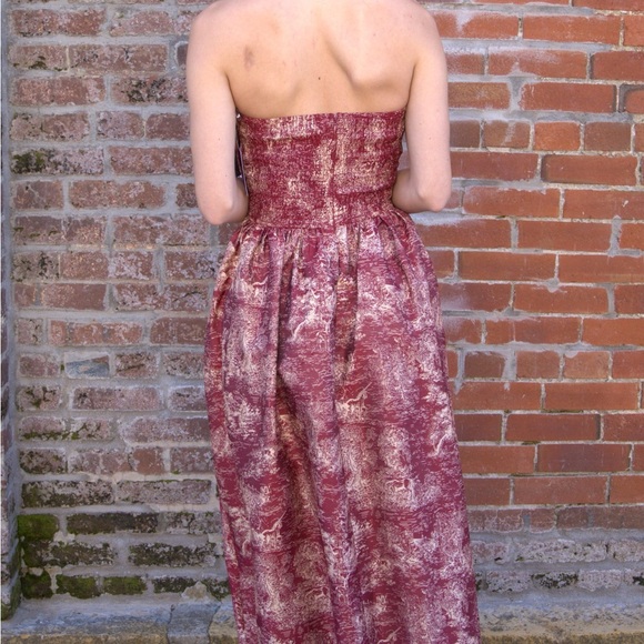 Sunlit pleat Midi Dress - Picture 2 of 2